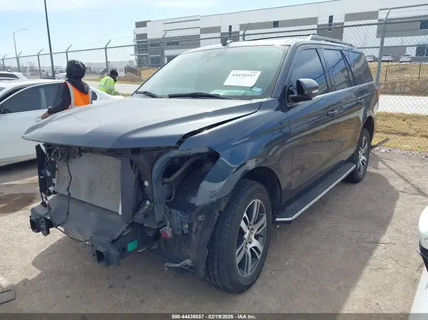1FMJU1HT4NEA48586 2022 FORD EXPEDITION - Image 2