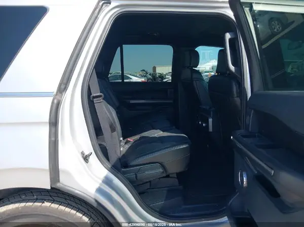 1FMJU1HT5JEA27871 2018 FORD EXPEDITION - Image 8