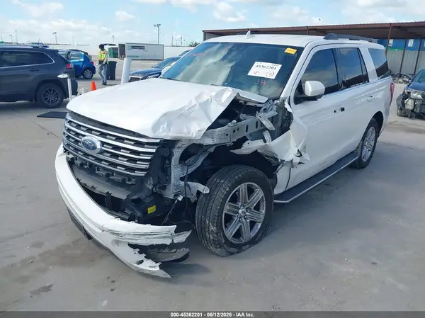1FMJU1HT5KEA81673 2019 FORD EXPEDITION - Image 2