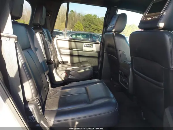 1FMJU1HT6GEF11072 2016 FORD EXPEDITION - Image 8