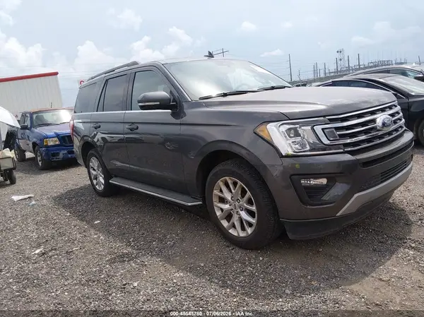 1FMJU1HT6MEA10632 2021 FORD EXPEDITION - Image 1