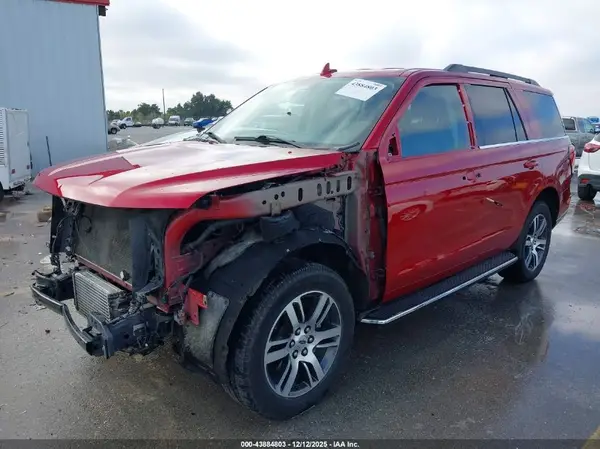 1FMJU1HT6NEA56463 2022 FORD EXPEDITION - Image 2
