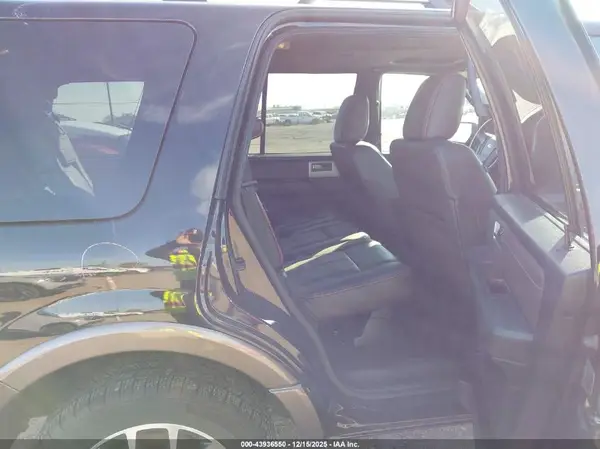 1FMJU1HT7HEA72997 2017 FORD EXPEDITION - Image 8