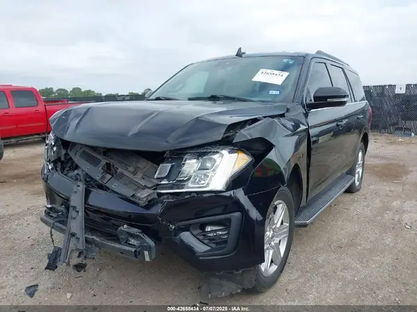 1FMJU1HT7KEA08725 2019 FORD EXPEDITION - Image 2
