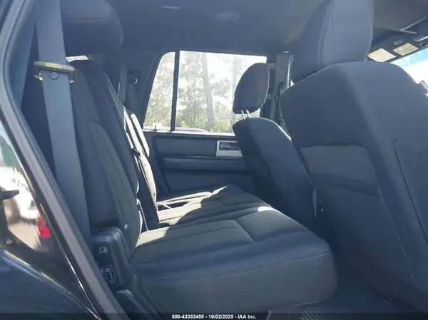 1FMJU1HT8HEA01307 2017 FORD EXPEDITION - Image 8