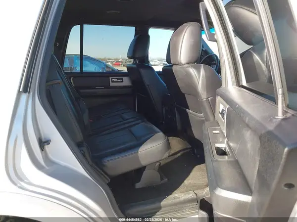 1FMJU1HT8HEA25588 2017 FORD EXPEDITION - Image 8