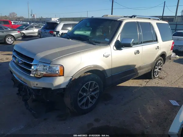 1FMJU1HT8HEA58638 2017 FORD EXPEDITION - Image 2