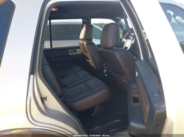 1FMJU1HT8HEA58638 2017 FORD EXPEDITION - Image 8