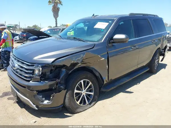 1FMJU1HT8LEA85914 2020 FORD EXPEDITION - Image 2