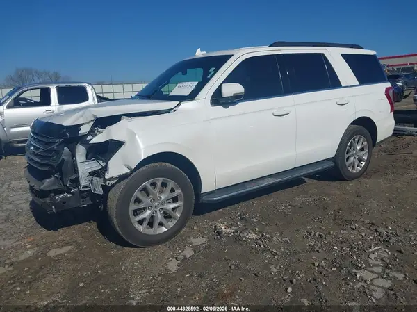 1FMJU1HT8MEA00765 2021 FORD EXPEDITION - Image 2