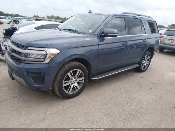 1FMJU1HT8NEA17017 2022 FORD EXPEDITION - Image 2