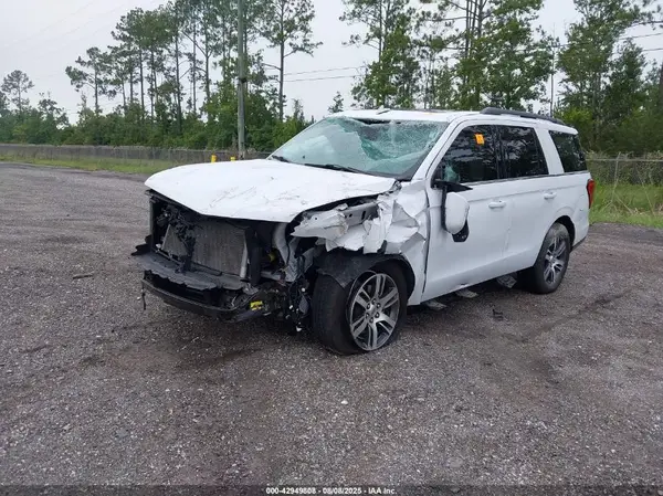 1FMJU1HT8NEA44847 2022 FORD EXPEDITION - Image 2
