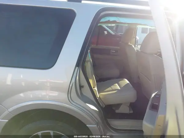 1FMJU1HT9HEA34235 2017 FORD EXPEDITION - Image 8