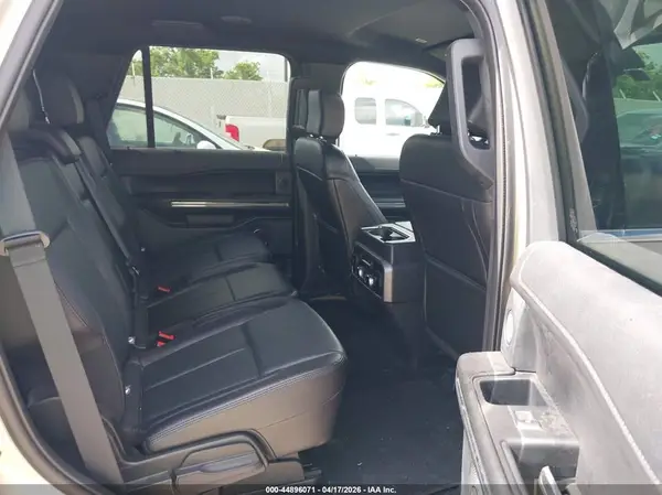 1FMJU1HT9JEA15612 2018 FORD EXPEDITION - Image 8