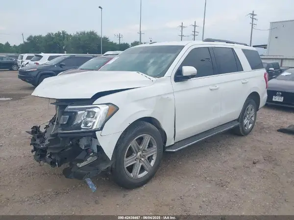 1FMJU1HT9MEA15484 2021 FORD EXPEDITION - Image 2