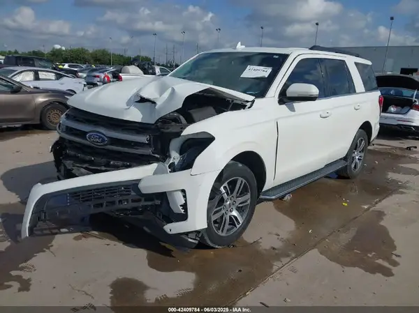 1FMJU1HT9NEA16829 2022 FORD EXPEDITION - Image 2
