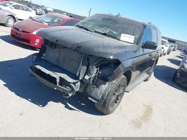 1FMJU1J80PEA04934 2023 FORD EXPEDITION - Image 2