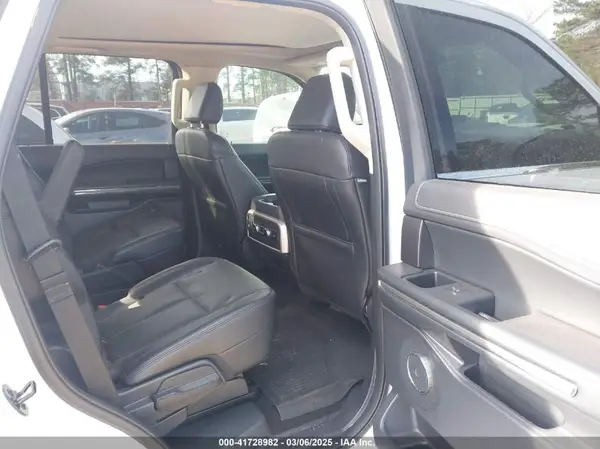 1FMJU1J80PEA10586 2023 FORD EXPEDITION - Image 8