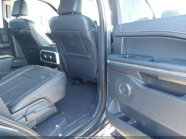 1FMJU1J80REB12151 2024 FORD EXPEDITION - Image 8