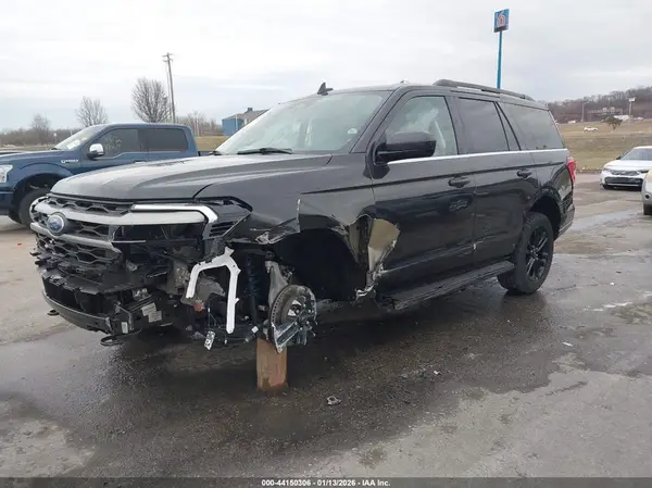1FMJU1J81PEA66441 2023 FORD EXPEDITION - Image 2