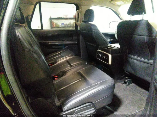 1FMJU1J81REA18540 2024 FORD EXPEDITION - Image 8