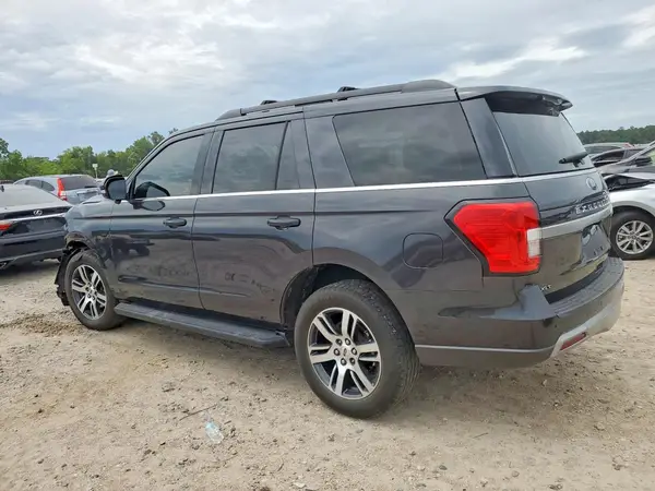 1FMJU1J82REA02413 2024 FORD EXPEDITION - Image 2
