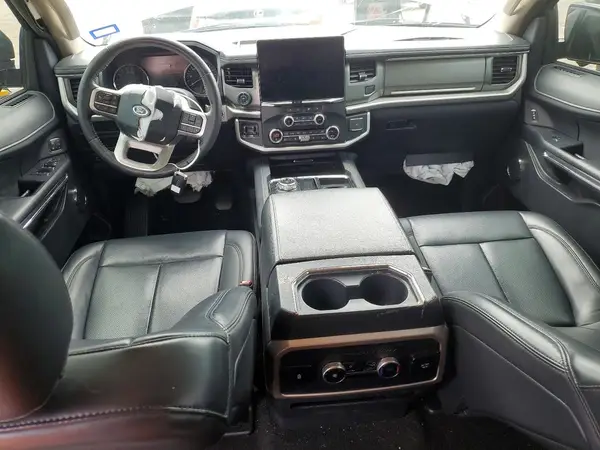 1FMJU1J82REA02413 2024 FORD EXPEDITION - Image 8