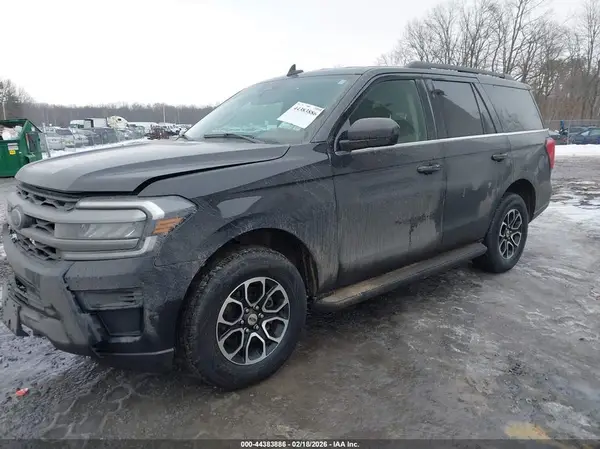 1FMJU1J82REA19177 2024 FORD EXPEDITION - Image 2