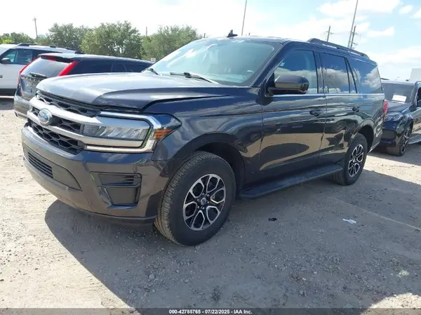1FMJU1J82REA54818 2024 FORD EXPEDITION - Image 2