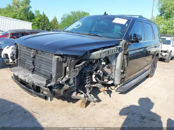 1FMJU1J82REA88242 2024 FORD EXPEDITION - Image 2