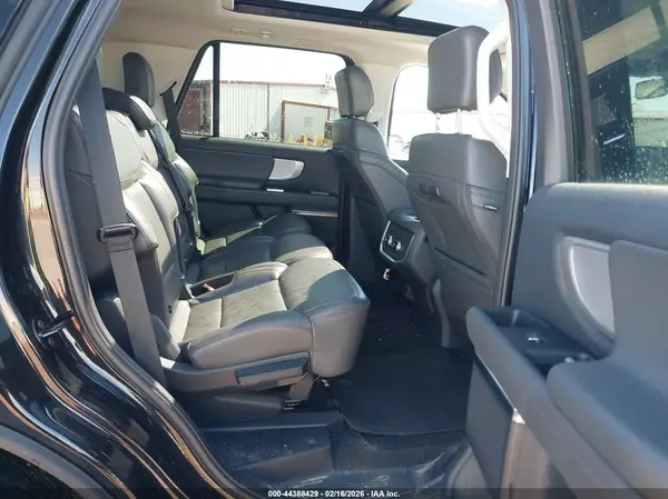1FMJU1J82SEA44277 2025 FORD EXPEDITION - Image 8