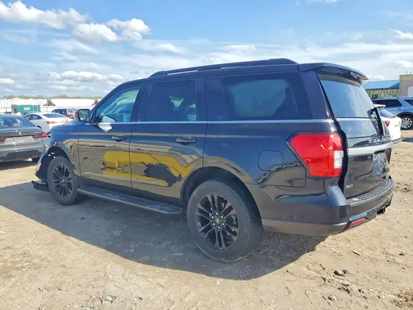 1FMJU1J83REA02811 2024 FORD EXPEDITION - Image 2