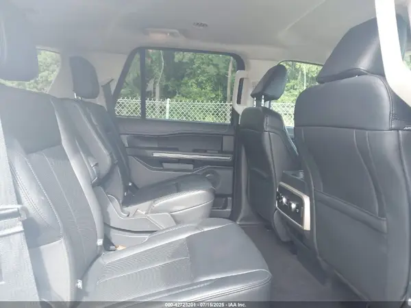 1FMJU1J83REB12872 2024 FORD EXPEDITION - Image 8