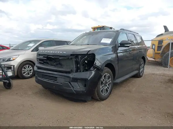 1FMJU1J83SEA26547 2025 FORD EXPEDITION - Image 2