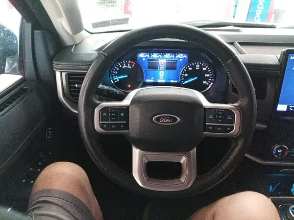 1FMJU1J85REA05256 2024 FORD EXPEDITION - Image 8