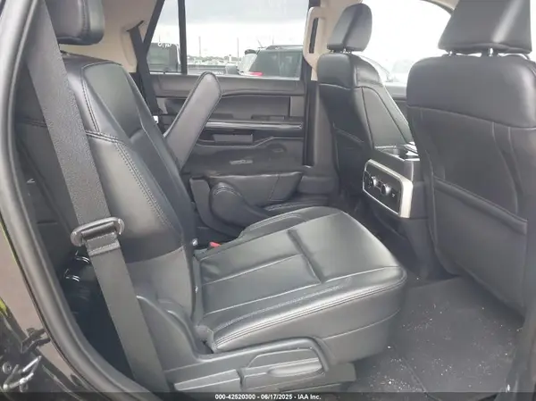 1FMJU1J85REA09324 2024 FORD EXPEDITION - Image 8