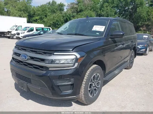 1FMJU1J85REA23692 2024 FORD EXPEDITION - Image 2