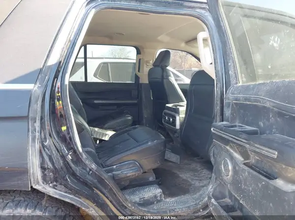 1FMJU1J85REA43120 2024 FORD EXPEDITION - Image 8