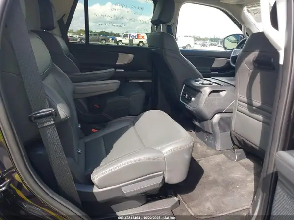 1FMJU1J86SEA20273 2025 FORD EXPEDITION - Image 8