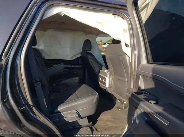 1FMJU1J87REA40087 2024 FORD EXPEDITION - Image 8
