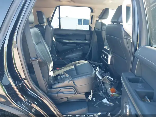 1FMJU1J87REA43054 2024 FORD EXPEDITION - Image 8