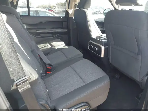 1FMJU1J87REA60274 2024 FORD EXPEDITION - Image 8