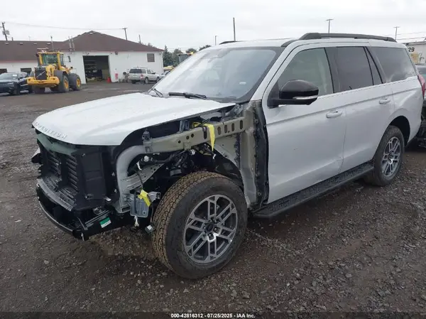 1FMJU1J87SEA29225 2025 FORD EXPEDITION - Image 2