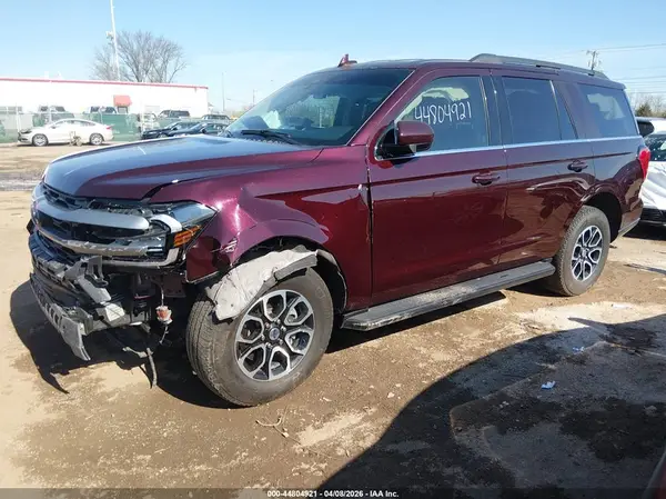 1FMJU1J88REA01721 2024 FORD EXPEDITION - Image 2