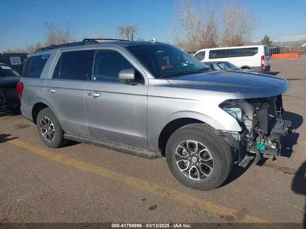 1FMJU1J88REA26893 2024 FORD EXPEDITION - Image 1