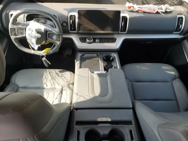 1FMJU1J89SEA19568 2025 FORD EXPEDITION - Image 8