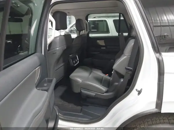1FMJU1J89SEA44017 2025 FORD EXPEDITION - Image 8