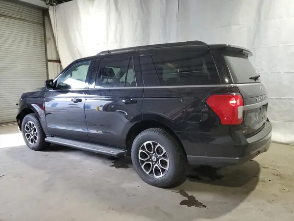 1FMJU1J8XREA54761 2024 FORD EXPEDITION - Image 2