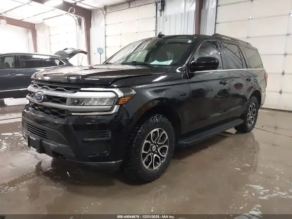 1FMJU1J8XREB15168 2024 FORD EXPEDITION - Image 2