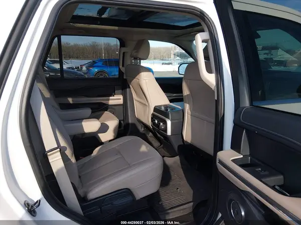 1FMJU1JT1NEA27981 2022 FORD EXPEDITION - Image 8